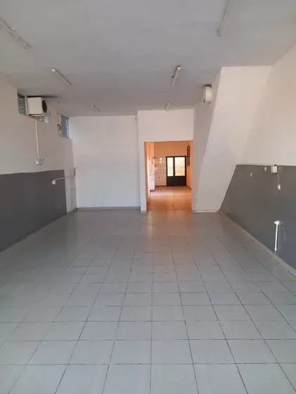 Trg Narodnih Heroja 17 | 4zida.rs