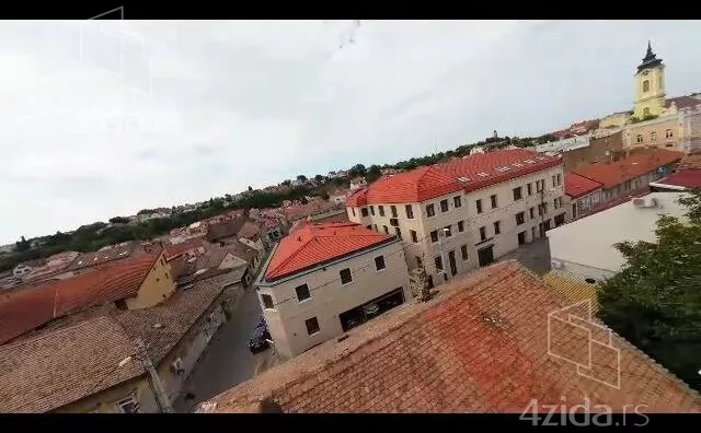 Lokal | 4zida
