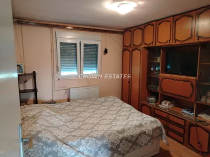Hrastova | 4zida.rs