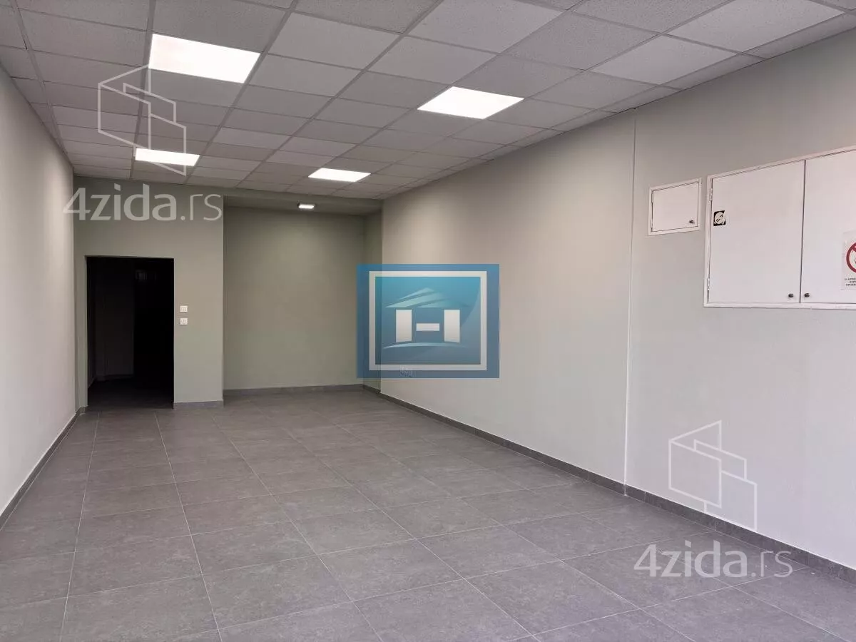 Poslovni prostor | 4zida