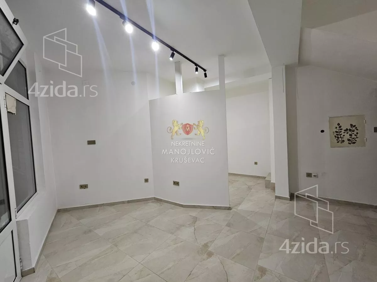 Poslovni prostor | 4zida