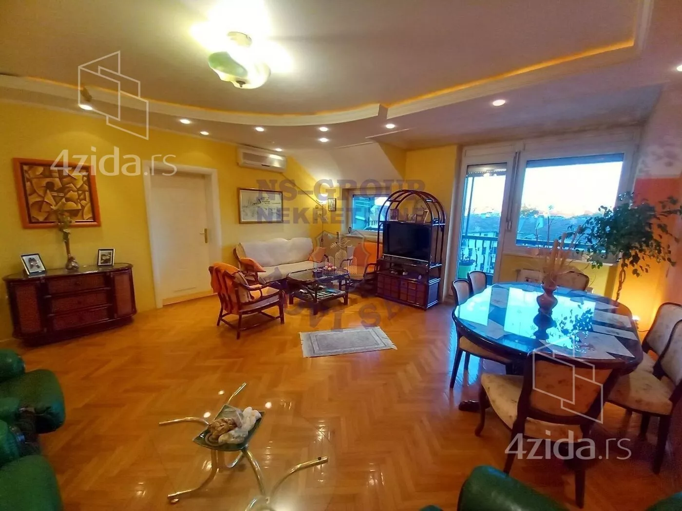 Troiposoban stan | 4zida