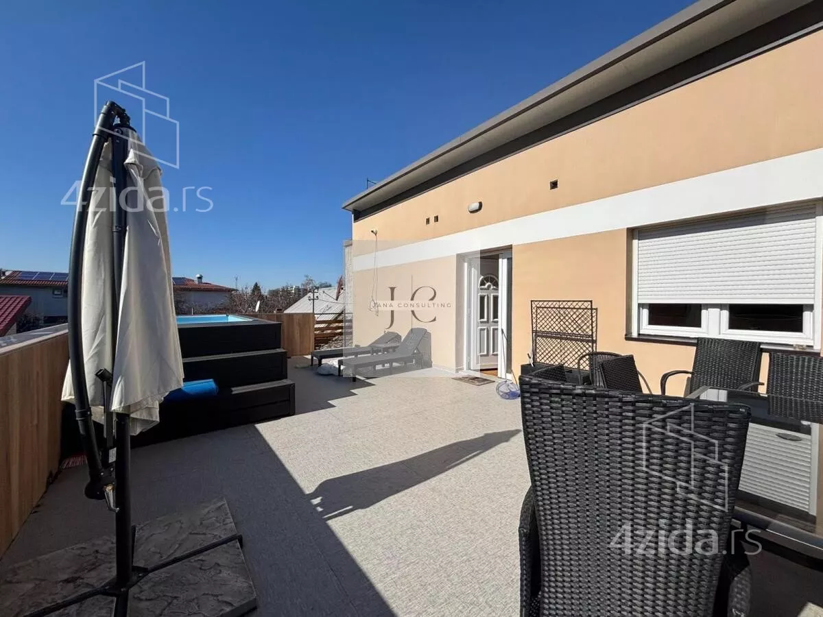 Petosoban stan | 4zida