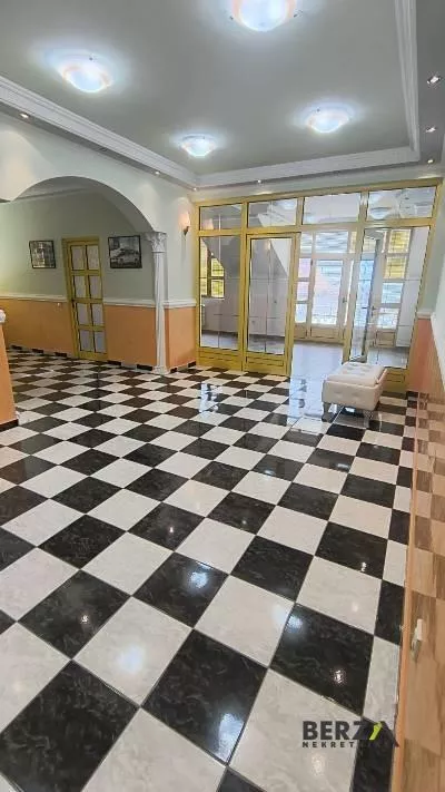 Sremska Kamenica | 4zida.rs