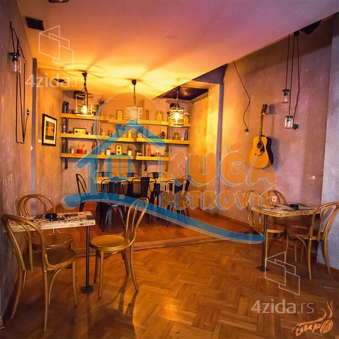 Lokal | 4zida