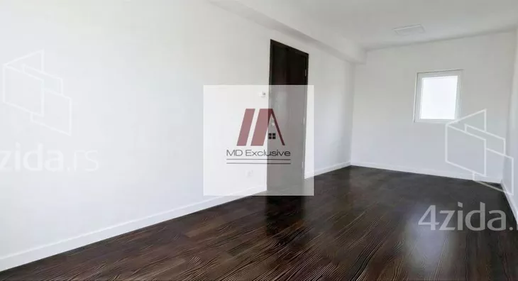 Četvoroiposoban stan | 4zida