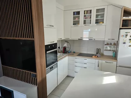 Sremska Kamenica | 4zida.rs