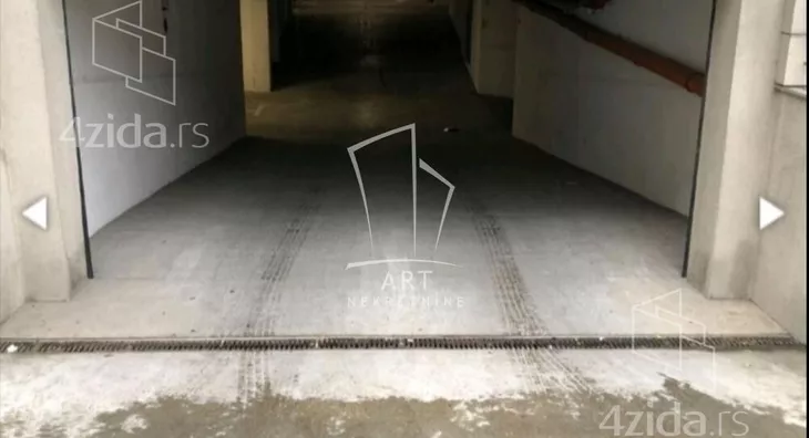 Garaža | 4zida