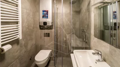 Gospodara Vučića | 4zida.rs