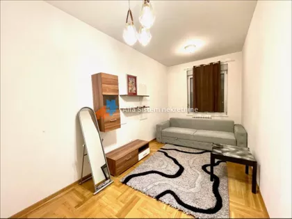 Crveni Krst Vračar | 4zida.rs