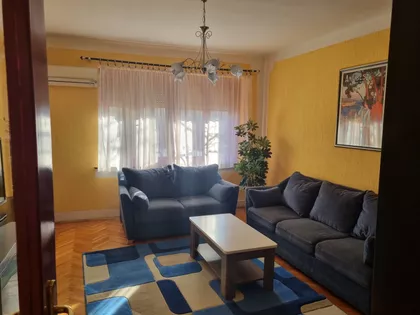 Puškinov Trg 5 | 4zida.rs