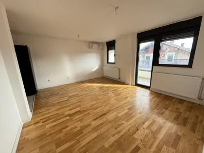 Nikole Uzunovića 51 | 4zida.rs