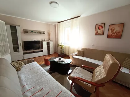 Milana Glumca | 4zida.rs