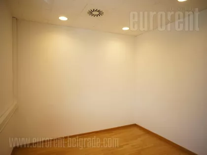 BEŽANIJSKA KOSA 1 | 4zida.rs