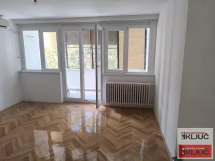 Železnička stanica | 4zida.rs