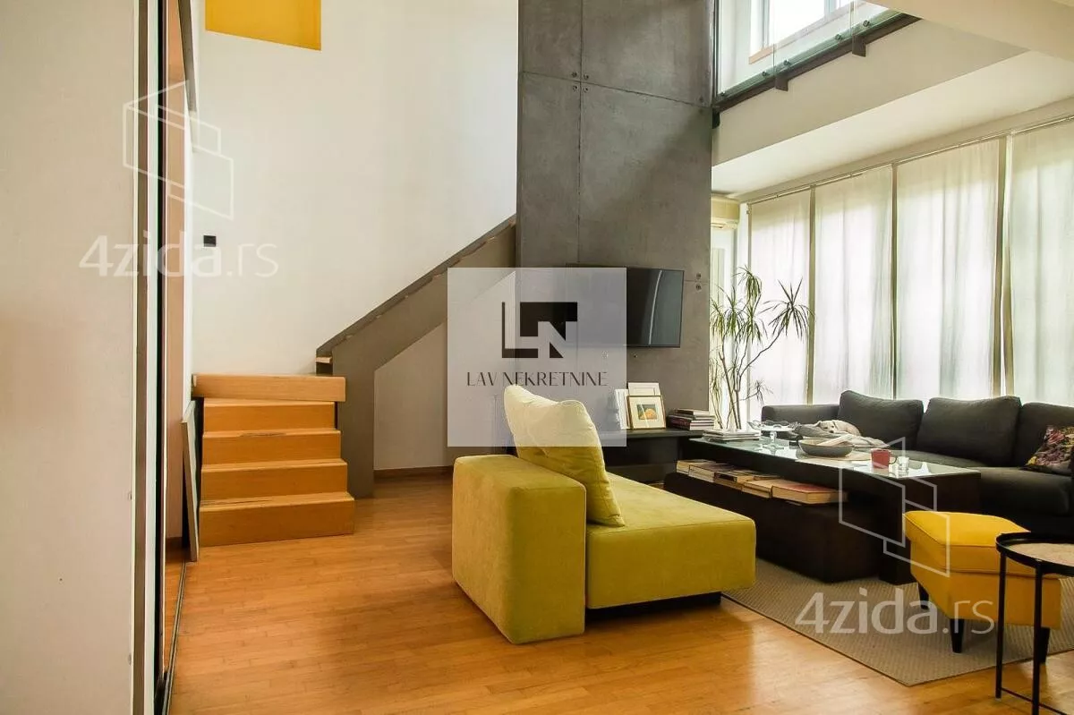 Petosoban stan | 4zida