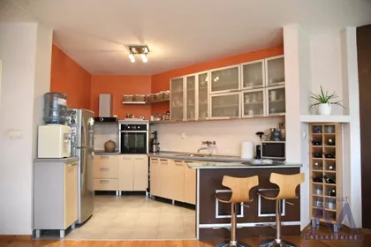 Lipov Gaj | 4zida.rs