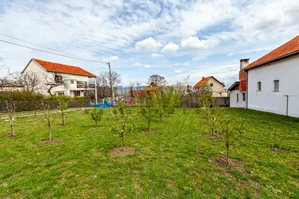 Mramorsko brdo | 4zida.rs