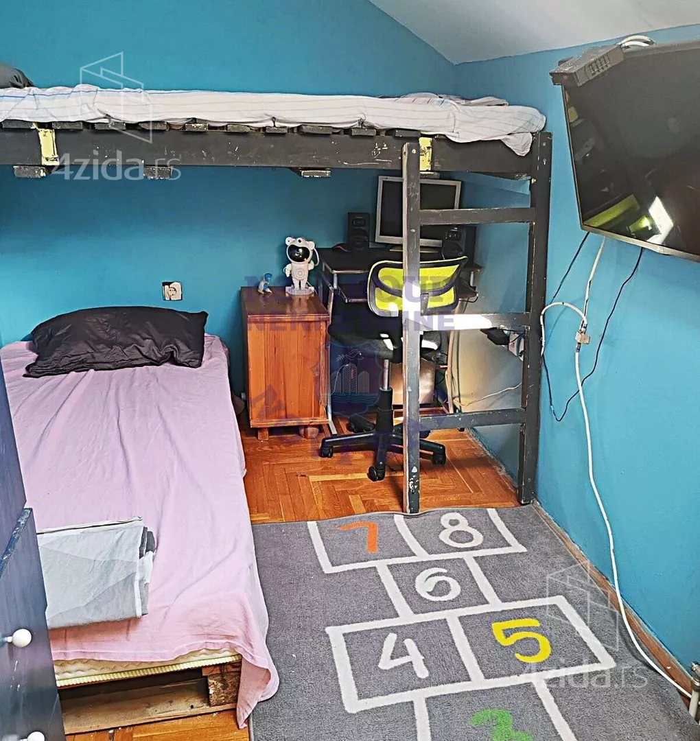 Četvorosoban stan | 4zida