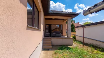 Šumadijska 16 | 4zida.rs