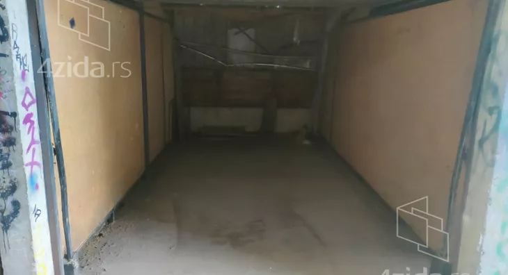 Garaža | 4zida