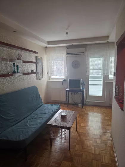 Cara Dušana | 4zida.rs