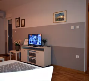 Podbara, Gradske lokacije, Novi Sad, 2.0 stan | 4zida.rs