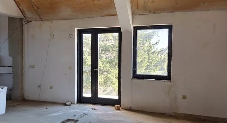 Poslovna zgrada | 4zida