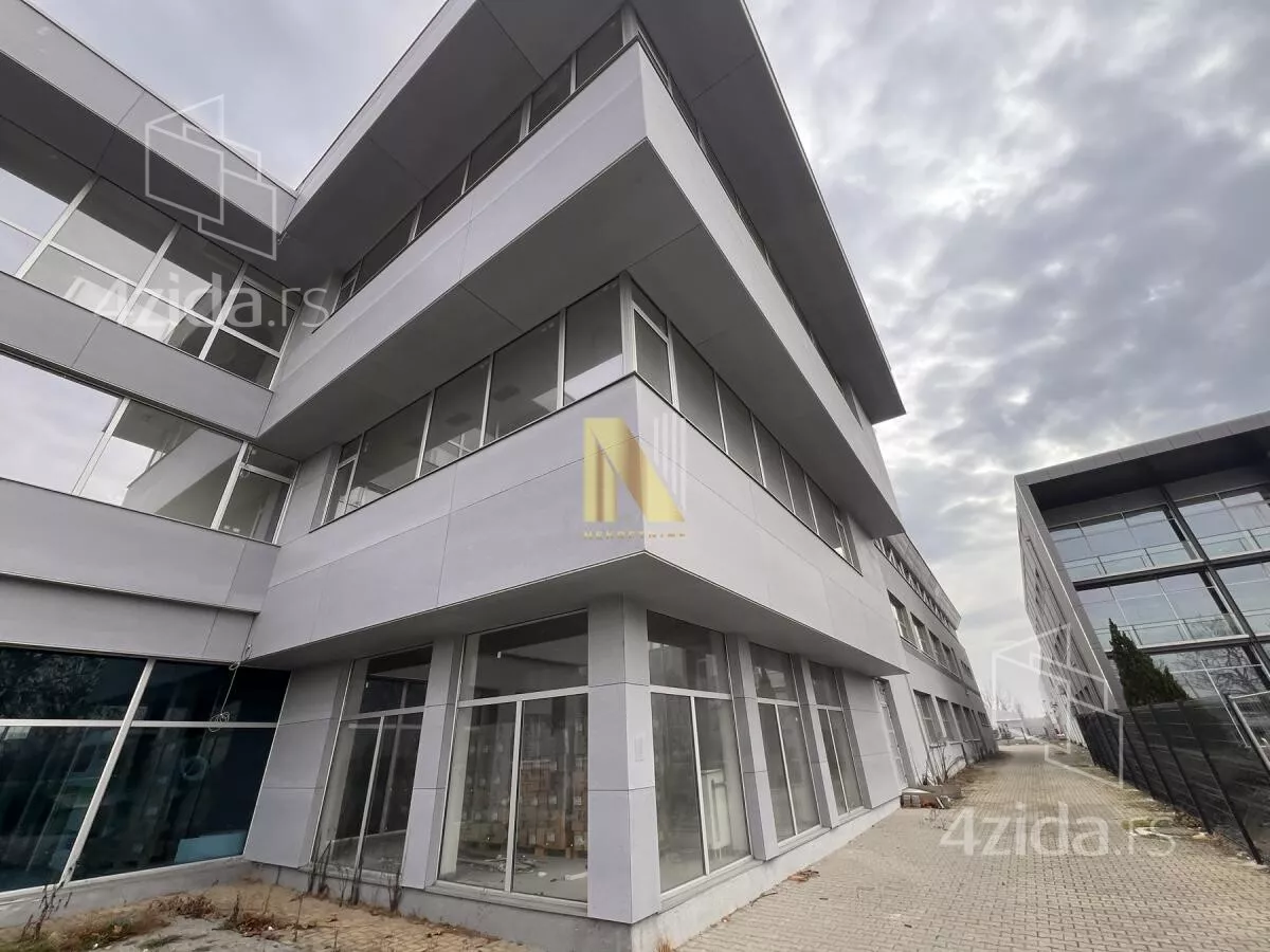 Poslovni prostor | 4zida