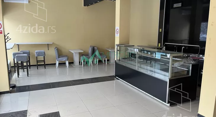 Poslovni prostor | 4zida
