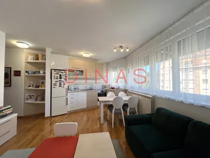 Novi Sad - Centar | 4zida.rs