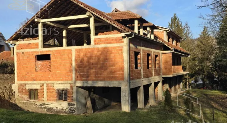 Kuća | 4zida