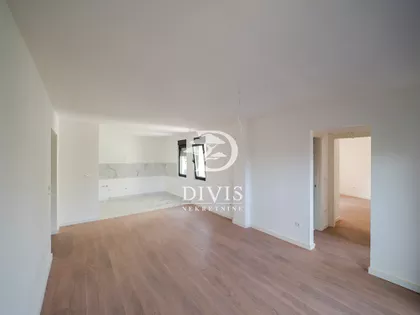 Admirala Vukovića bb | 4zida.rs