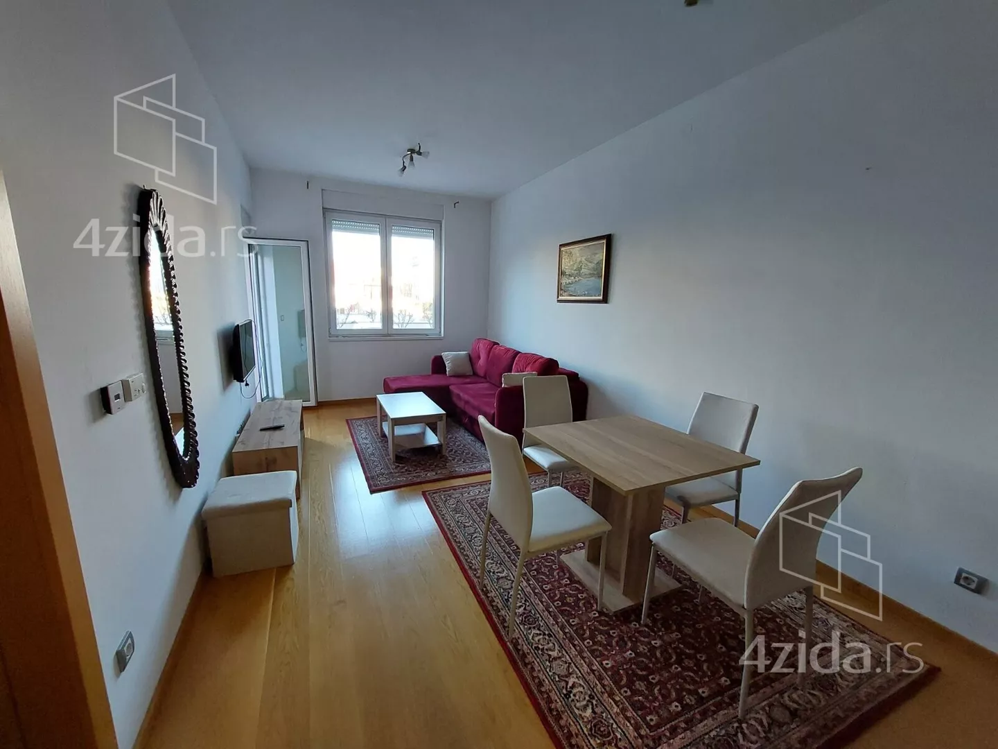 Jednoiposoban stan | 4zida