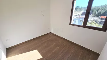 Belog narcisa | 4zida.rs