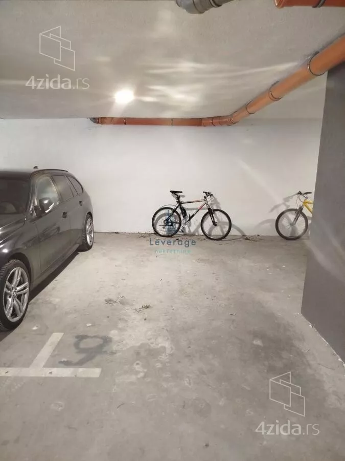 Garaža/Parking | 4zida