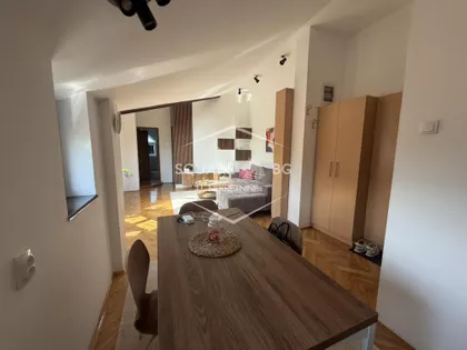 Ustanička | 4zida.rs