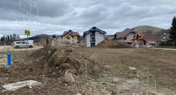 Građevinsko zemljište | 4zida