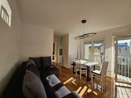 Vuka Karadžića | 4zida.rs