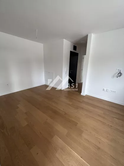 Ledinačka | 4zida.rs