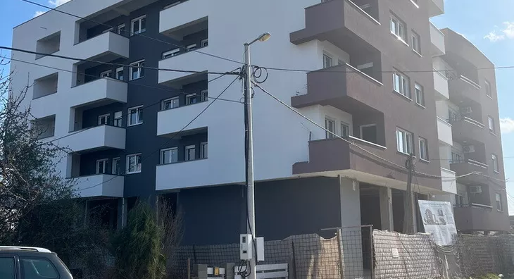 Šestosoban stan | 4zida