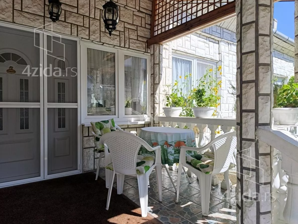 Kuća | 4zida