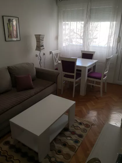 Kozaračka 19 | 4zida.rs