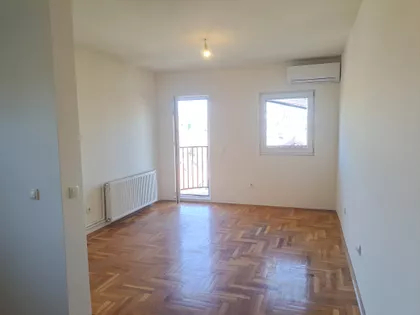 Ladne vode | 4zida.rs