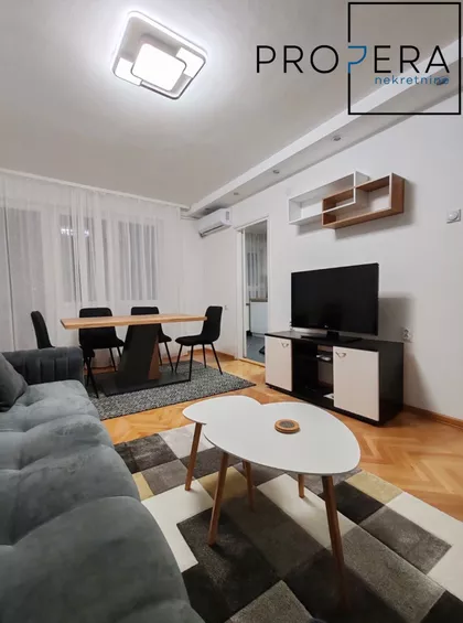 Boško Buha | 4zida.rs