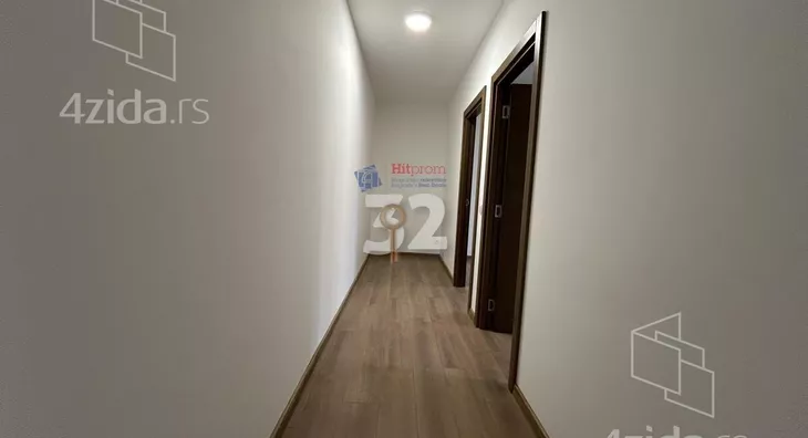 Četvoroiposoban stan | 4zida