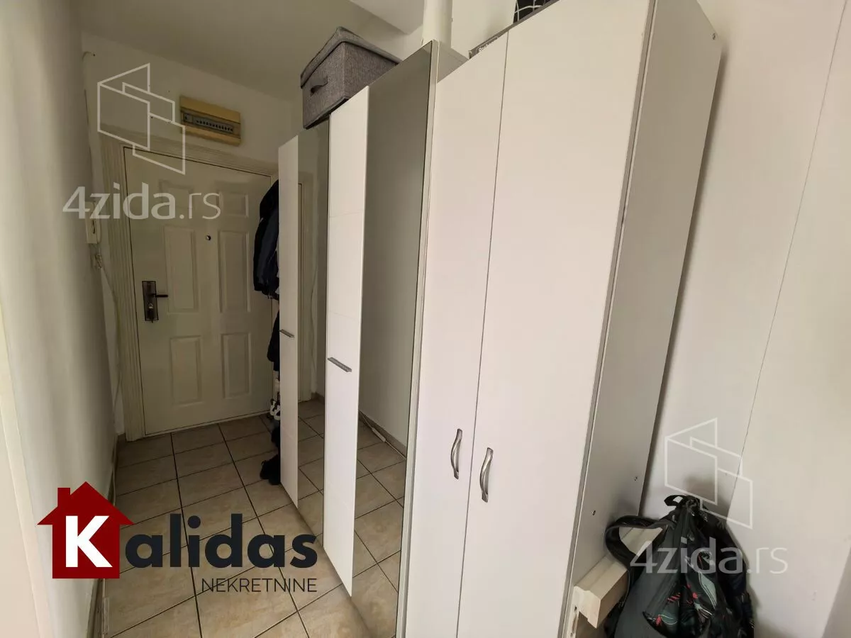 Garsonjera | 4zida