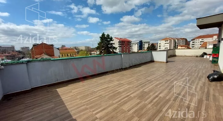 Kancelarija | 4zida