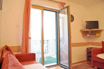 Alekse Popovića 13 | 4zida.rs