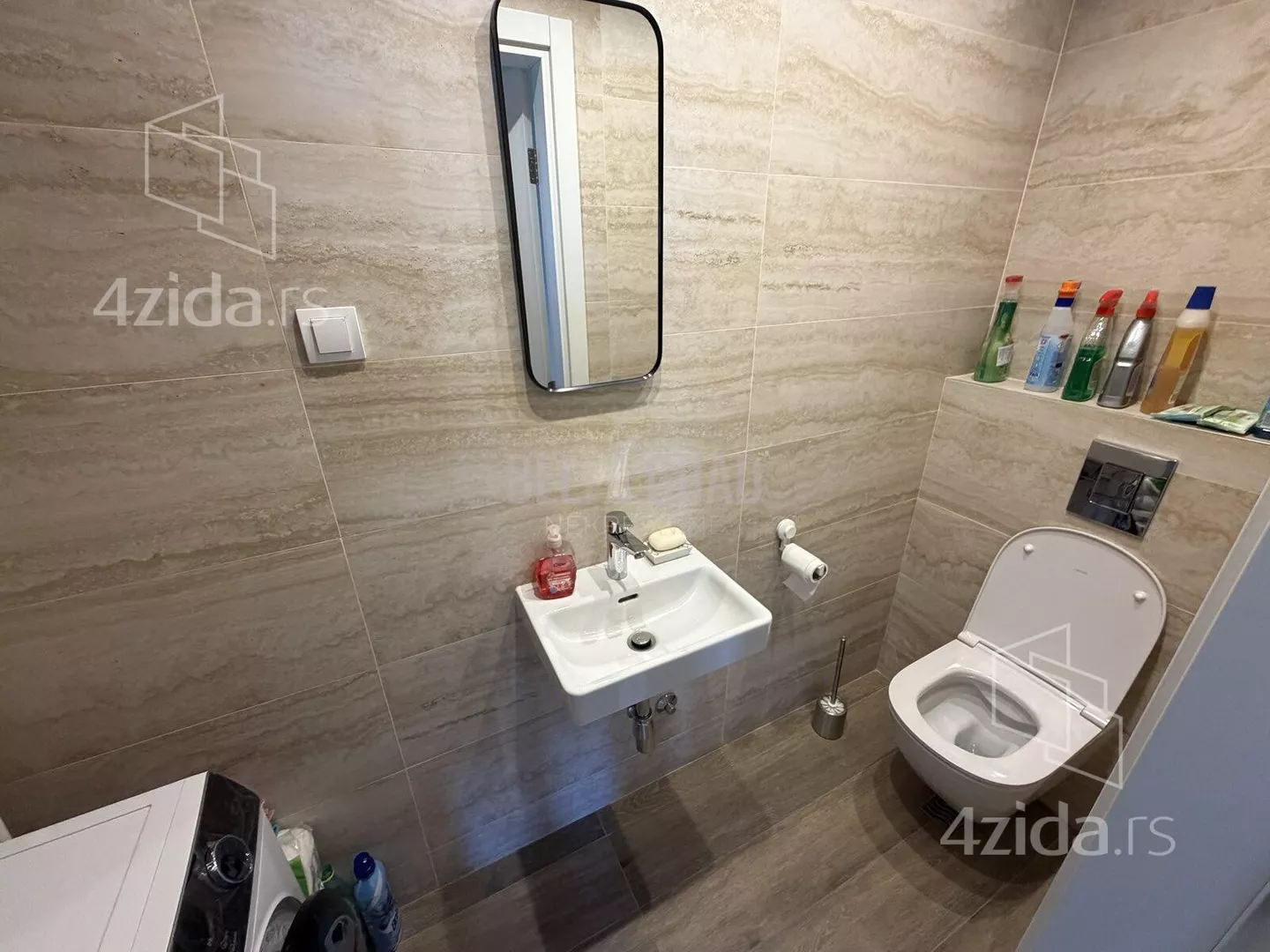 Dvoiposoban stan | 4zida